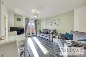 living - click for photo gallery